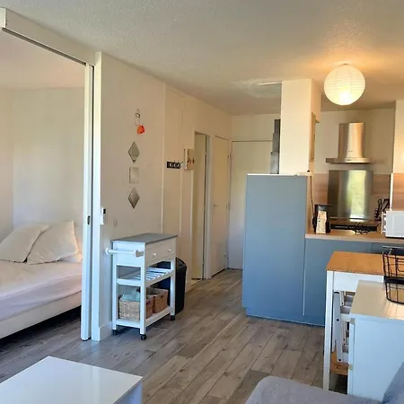 Beautiful In A Beautiful Residence! アパート